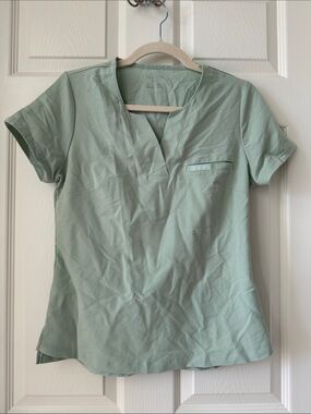 Jaanuu Women's V-Neck Scrub Top in Sage